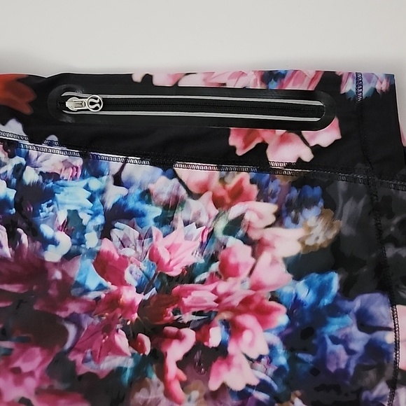 Lululemon Get Up & Glow Black Reversible Jacket Spring Has Sprung Mutli Floral 4 - Picture 10 of 16